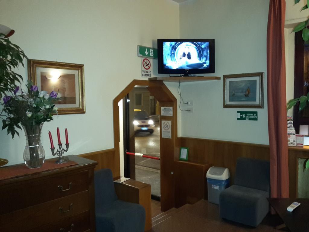 Albergo Sonia Florence Buitenkant foto